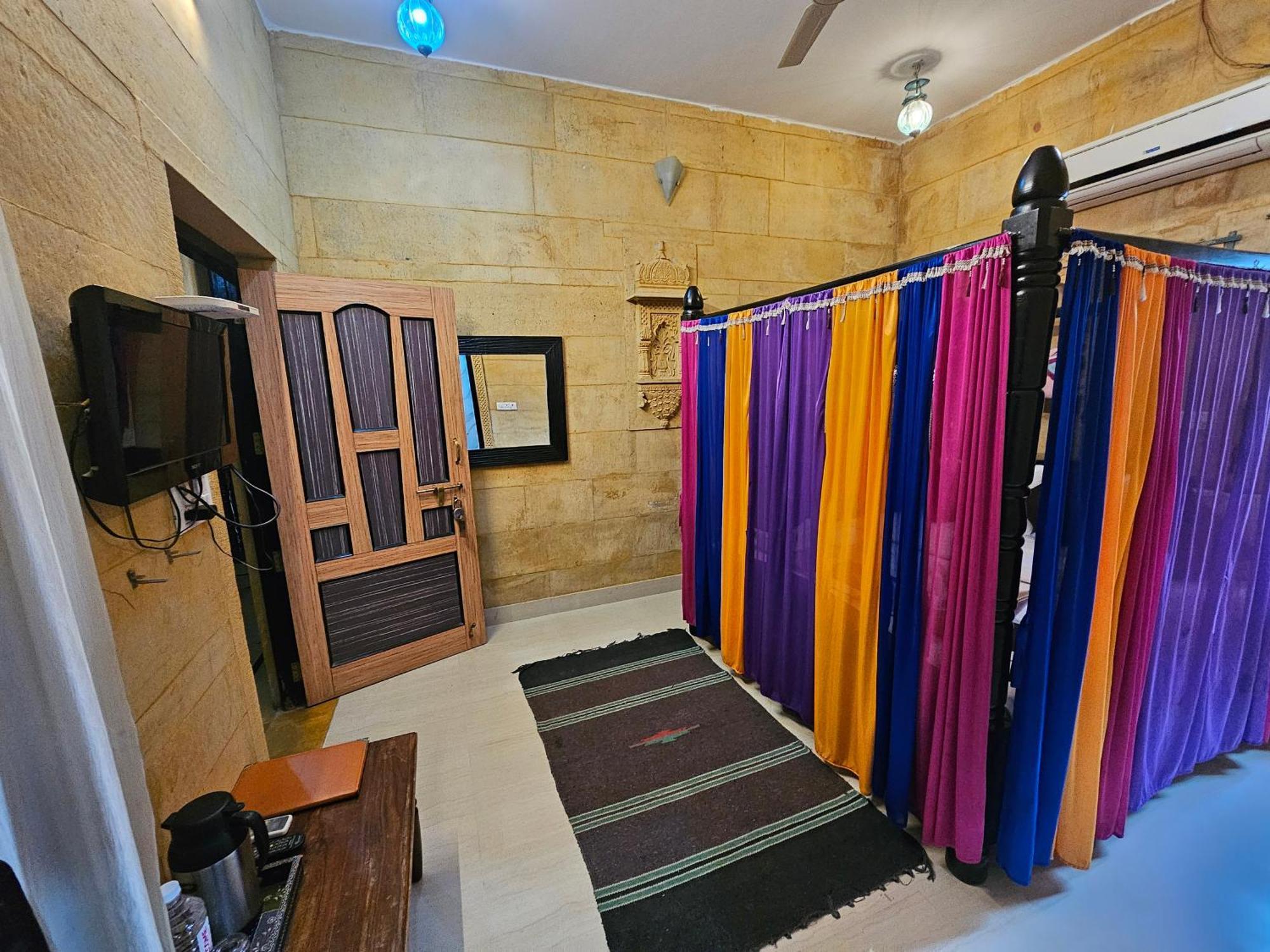 Hotel Royal Haveli Jaisalmer Exterior photo
